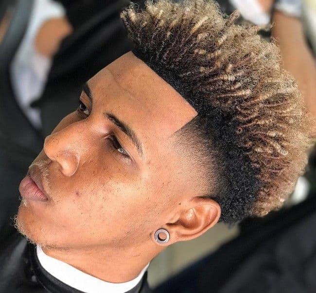 Forfait Coupe de cheveux Homme + Une couche de Teinte